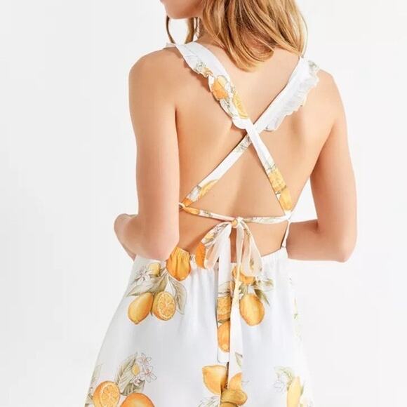 FOR LOVE AND LEMONS Yellow White Lemonade Crossback Tie Back Romper size Large - Picture 2 of 11